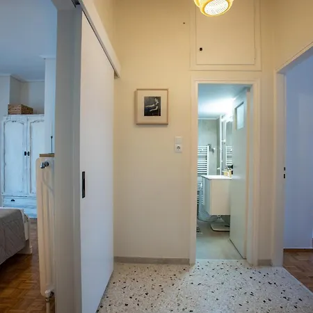 The House Of Praxithea For 6 Apartment Athens Exterior photo
